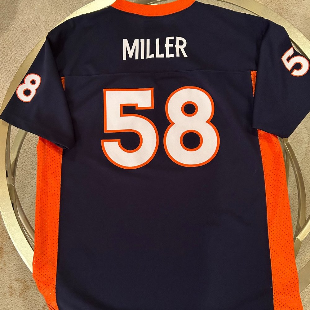 Nike NFL Denver Broncos #58 Von Miller Jersey - Youth XL